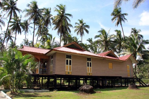 Download this Rumah Melayu Selaso Jatuh Kembar Kepulauan Riau picture